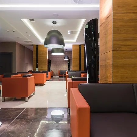 Hotel Q