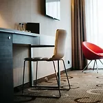 Q 4* Krasków